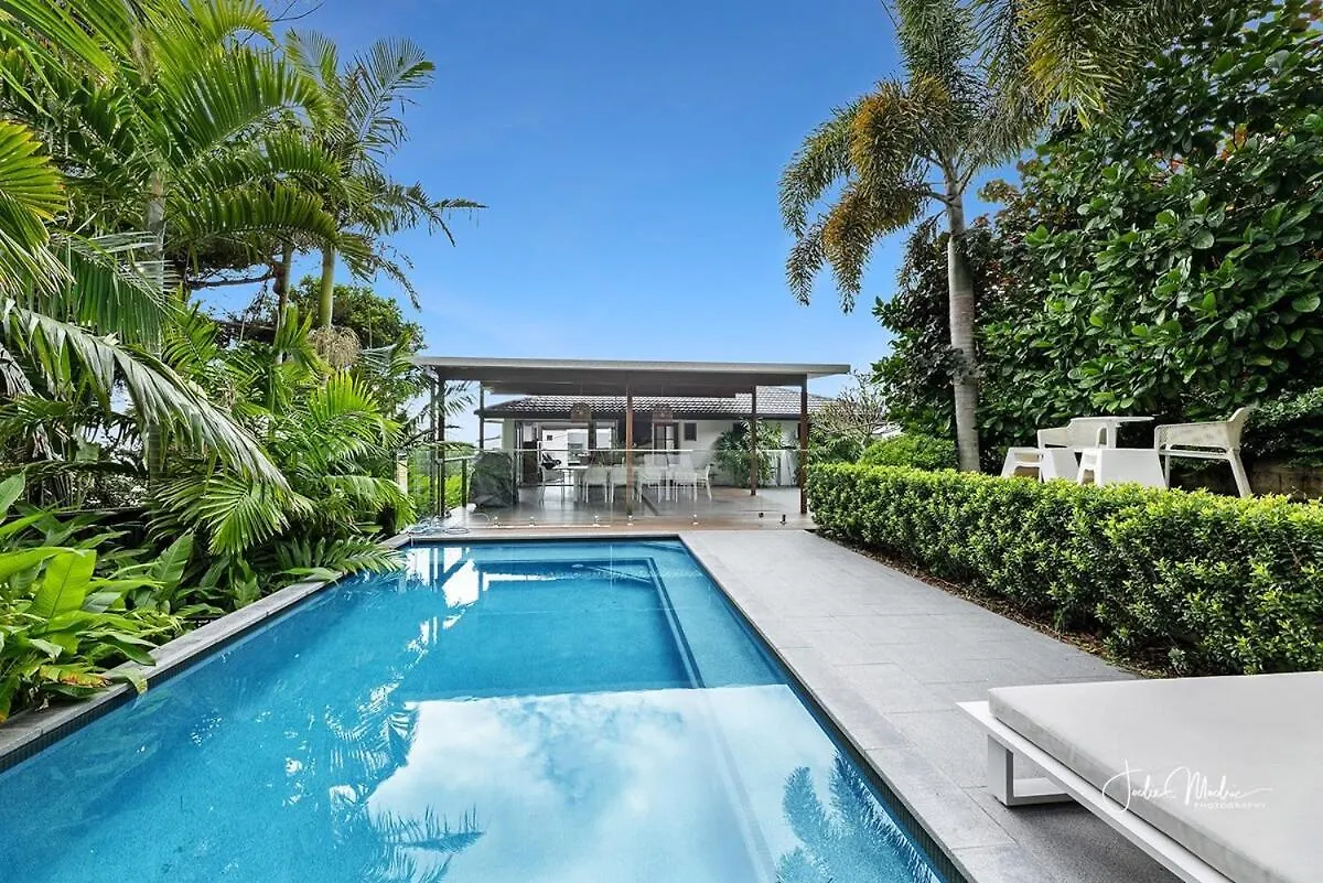 Pacific View - Steps To Coolum Beach, Pets On App