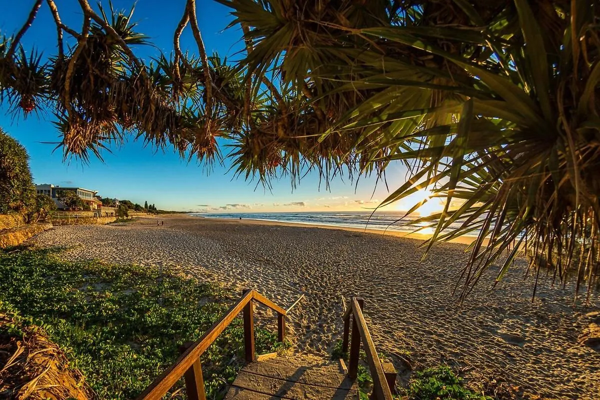 Pacific View - Steps To Coolum Beach, Pets On App 0*,  Australien